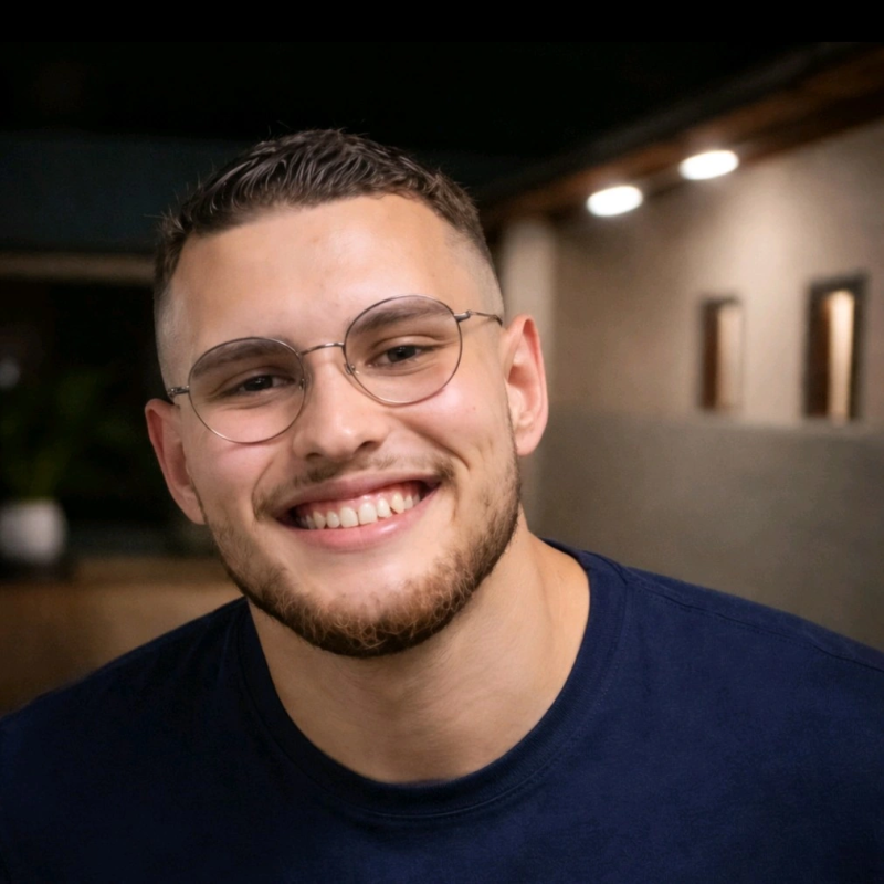 Itamar Ribeiro — CEO & Solutions Architect, EzTech Information